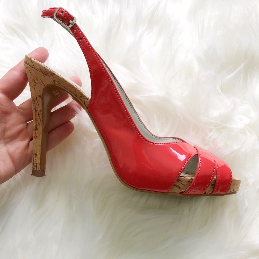 Kelly and Katie peep toe heel✨